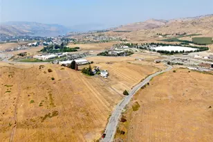 30 Isenhart Rd, Chelan, WA 98816 - Photo 2