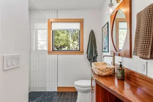 1738 Washington St, Port Townsend, WA 98368 - Photo 16