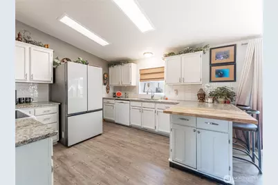 1625 Pleasant Avenue, Wenatchee, WA 98801 - Photo 12