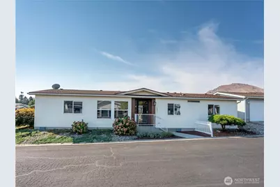 1625 Pleasant Avenue, Wenatchee, WA 98801 - Photo 2