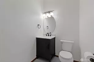 854 Center St W, Eatonville, WA 98328 - Photo 10