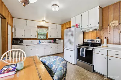 10544 Upper Preston Road SE, Issaquah, WA 98027 - Photo 18