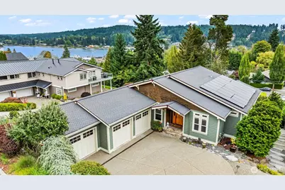 8033 Bayridge Avenue, Gig Harbor, WA 98332 - Photo 2