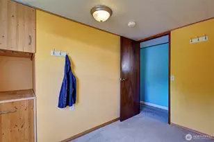 107 Guinevere Ct, Castle Rock, WA 98611 - Photo 14