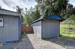 107 Guinevere Ct, Castle Rock, WA 98611 - Photo 26