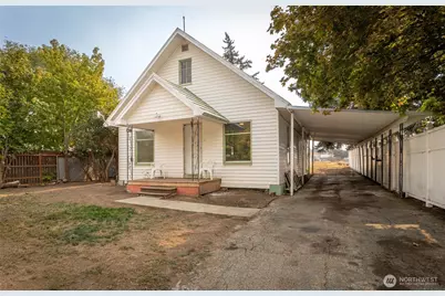 800 E Locust Street, Waterville, WA 98858 - Photo 1