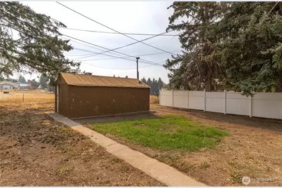 800 E Locust Street, Waterville, WA 98858 - Photo 22