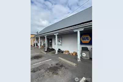 1070 Darrington Street, Darrington, WA 98241 - Photo 2