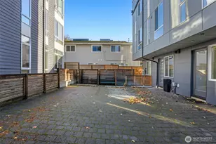 2444 NW 64th St, Seattle, WA 98107 - Photo 38