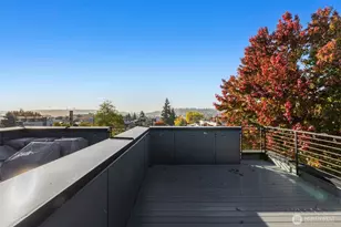 2444 NW 64th St, Seattle, WA 98107 - Photo 32