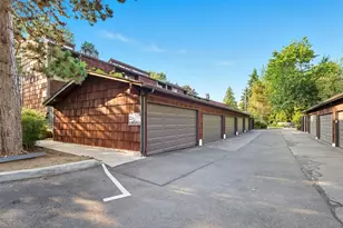 8937 Ravenna Ave NE, Seattle, WA 98115 - Photo 30