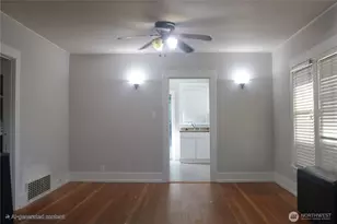 1010 S 39th, Tacoma, WA 98418 - Photo 4