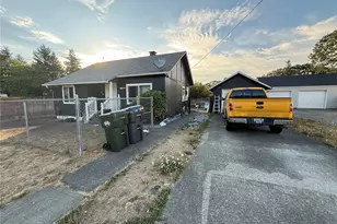 15406 Grant Ave SW, Lakewood, WA 98498 - Photo 2