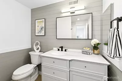 16925 Inglewood Road NE #B305, Kenmore, WA 98028 - Photo 22