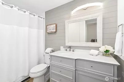 16925 Inglewood Road NE #B305, Kenmore, WA 98028 - Photo 24