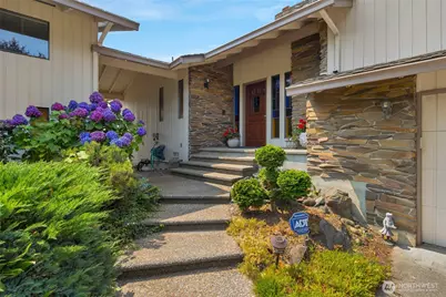 1111 S 274th Place, Des Moines, WA 98198 - Photo 2