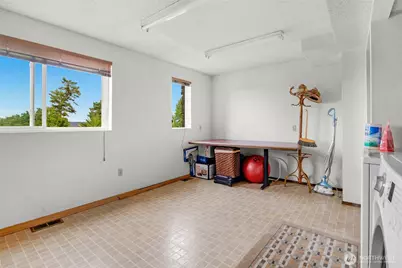 1111 S 274th Place, Des Moines, WA 98198 - Photo 26