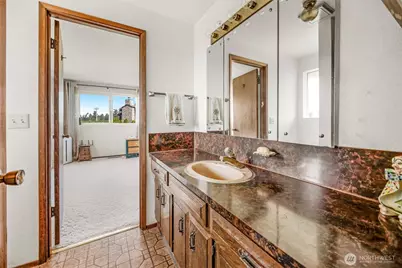 1111 S 274th Place, Des Moines, WA 98198 - Photo 20