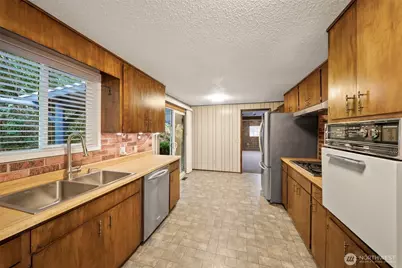 1923 26th Ave NW, Olympia, WA 98502 - Photo 8