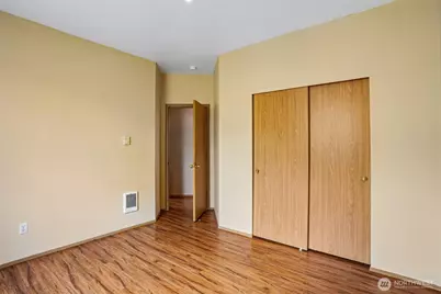 25208 38th Avenue E, Spanaway, WA 98387 - Photo 20