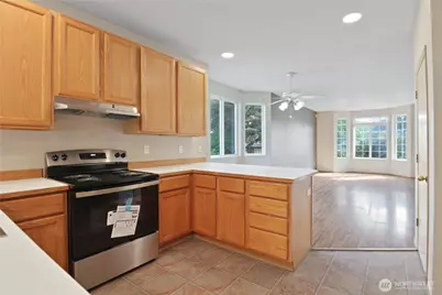 25208 38th Avenue E, Spanaway, WA 98387 - Photo 10