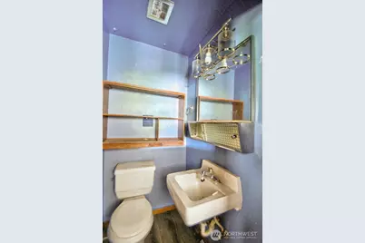 102 E Adams Avenue, Morton, WA 98356 - Photo 16