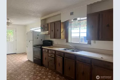 821 Thomas Street SW, Olympia, WA 98502 - Photo 4