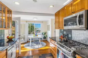 8254 Bagley Ave N, Seattle, WA 98103 - Photo 10