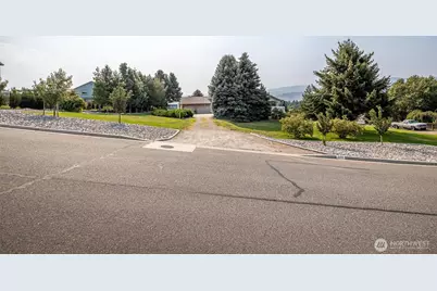 326 23rd Street NE, East Wenatchee, WA 98802 - Photo 40