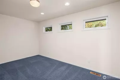 8661 Southridge Place, Anacortes, WA 98221 - Photo 28