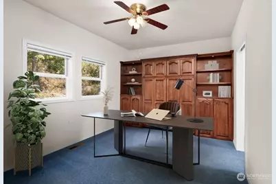 8661 Southridge Place, Anacortes, WA 98221 - Photo 20