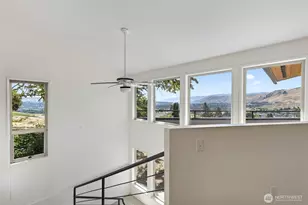 1001 Westmorland Dr, Wenatchee, WA 98801 - Photo 10