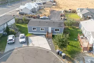 900 N Grape, Moses Lake, WA 98837 - Photo 6