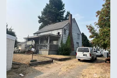 3237 Perry Avenue NE, Bremerton, WA 98310 - Photo 1