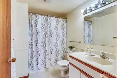 1021 Shore Drive, Bremerton, WA 98310 - Photo 20