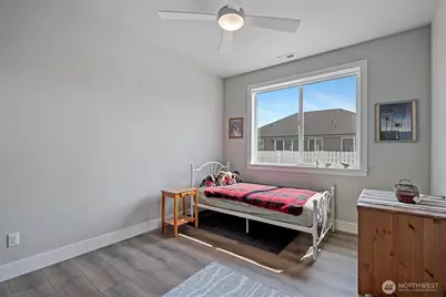 112 Madrona Lane SW, Orting, WA 98360 - Photo 22