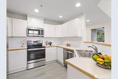 5256 236th Place SE #24-3, Issaquah, WA 98029 - Photo 2