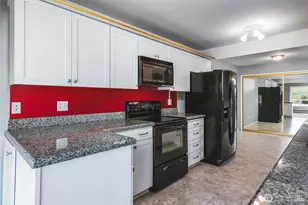 1800 Skyline Way, Anacortes, WA 98221 - Photo 6