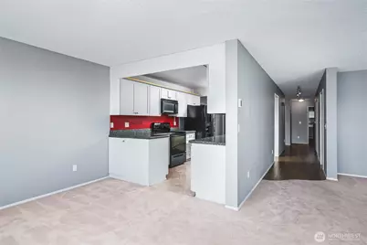 1800 Skyline Way #205, Anacortes, WA 98221 - Photo 8
