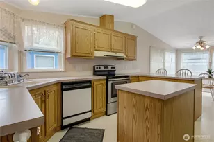 12512 152nd St Ct E, Puyallup, WA 98374 - Photo 16