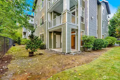 12712 Admiralty Way #B-101, Everett, WA 98204 - Photo 16