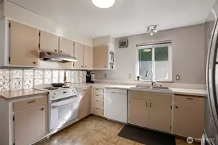 11607 212th Ave E, Sumner, WA 98391 - Photo 14