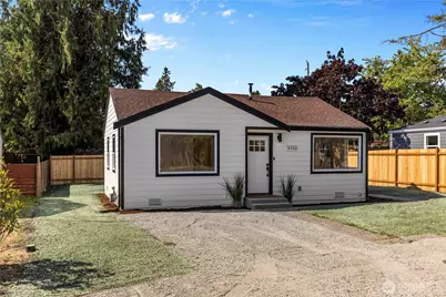 9733 Evanston Avenue N, Seattle, WA 98103 - Photo 18