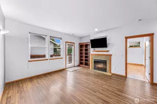 1033 Aspen Ln, Burlington, WA 98233 - Photo 4