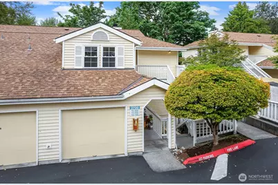 2720 SE 118th Avenue #302, Bellevue, WA 98005 - Photo 2