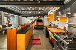 1310 E Union St, Seattle, WA 98122 - Photo 10