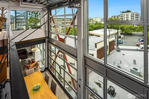 1310 E Union St, Seattle, WA 98122 - Photo 14