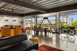 1310 E Union St, Seattle, WA 98122 - Photo 12