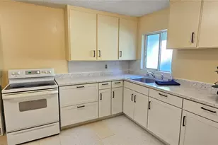 1124 Pear St NE, Olympia, WA 98506 - Photo 12