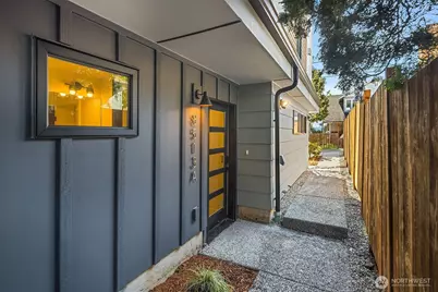 8513 19th Avenue NW #B, Seattle, WA 98117 - Photo 2